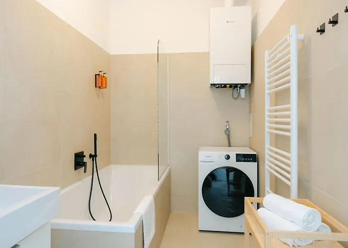 Neat 1br Perfect For 4 Free Parking Apartment